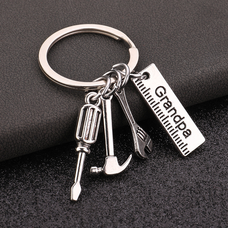 Chic Design Keychains for Dad  - Heavy Equipment Key Ring ulasan dan harga